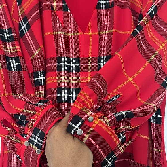 New York & Company 7Th Avenue Blouse - Picture 12 of 12